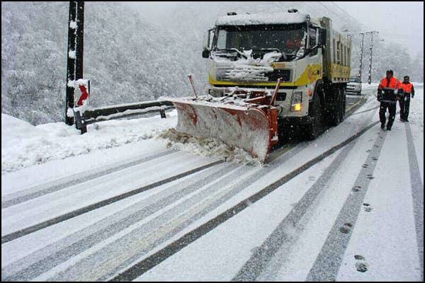 وزش بادهای شدید چه مسائلی برای بخش راهداری کشور بوجود می‌آورد؟